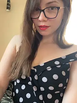 Snapshot of EvaRoss_ chatting on March 8, 3:24 pm EvaRoss online show from March 8, 3:24 pm
