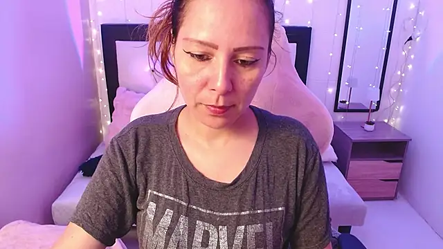 camila delarosa online show from July 11, 12:38 pm