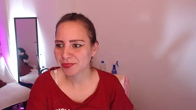 Snapshot of camila_delarosa chatting on September 24, 4:24 pm camila delarosa online show from September 24, 4:24 pm