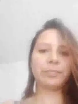 Snapshot of camila_delarosa chatting on February 12, 4:00 pm camila delarosa online show from February 12, 4:00 pm