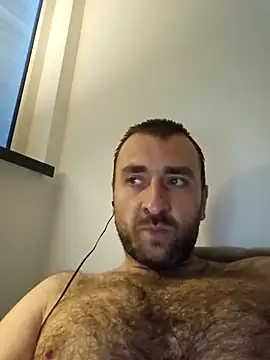 Snapshot of TIGERRR86 chatting on September 18, 4:32 pm TIGERRR86 online show from September 18, 4:32 pm