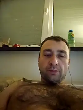 Snapshot of TIGERRR86 chatting on February 3, 10:54 pm TIGERRR86 online show from February 3, 10:54 pm
