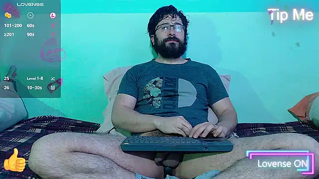 Snapshot of teddy_foster chatting on July 6, 12:56 pm teddy foster online show from July 6, 12:56 pm