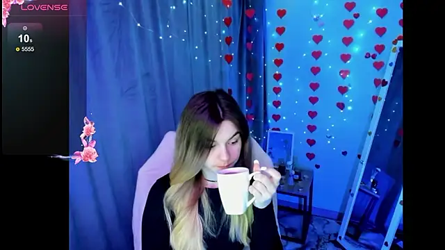 Sweet me  online show from March 8, 6:49 am