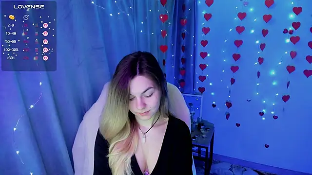 Sweet me  online show from February 22, 7:00 am