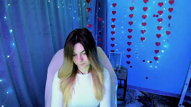 Sweet me  online show from March 30, 6:04 am