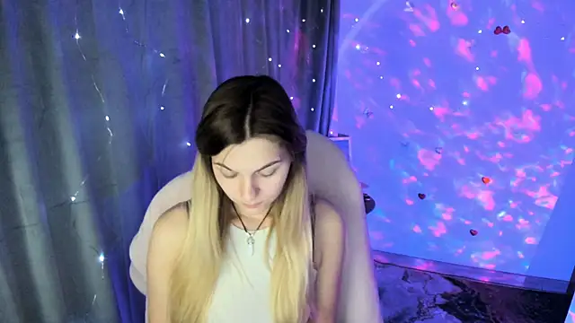 Sweet me  online show from November 20, 1:23 pm