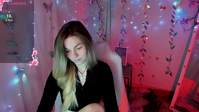 Sweet me  online show from May 15, 6:00 am