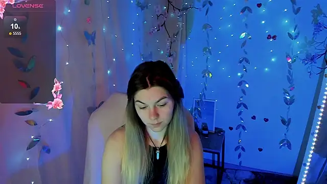 Sweet me  online show from May 11, 5:42 am