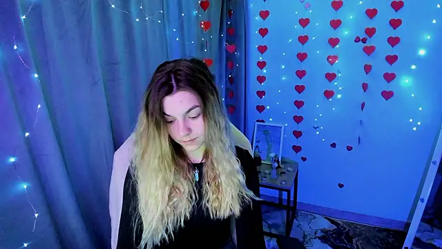 Sweet me  online show from March 20, 6:47 am