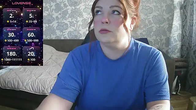 Snapshot of Sabrina_Poison chatting on October 3, 7:43 am Sabrina Poison online show from October 3, 7:43 am