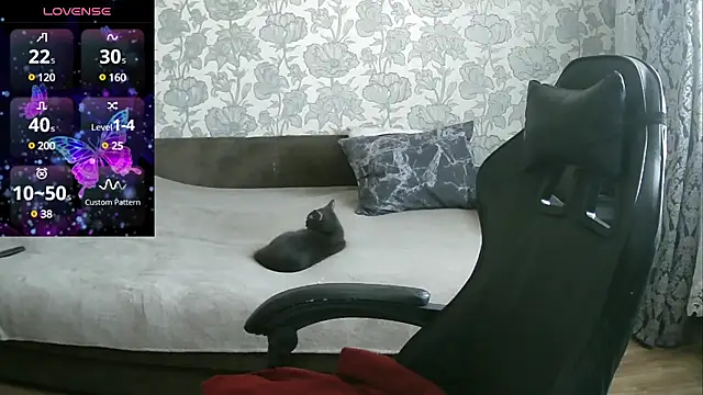 Snapshot of Sabrina_Poison chatting on March 23, 6:58 am Sabrina Poison online show from March 23, 6:58 am