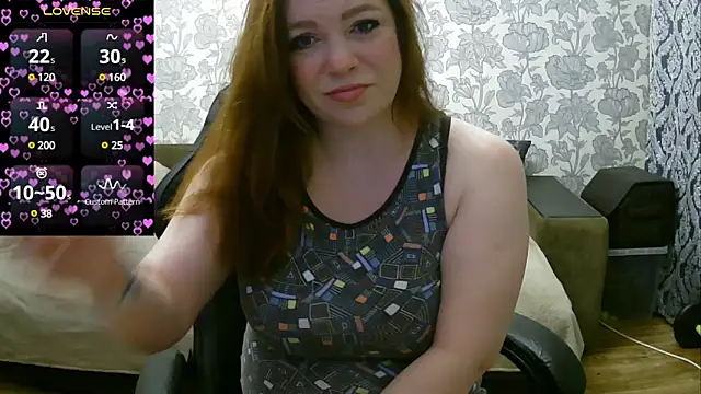 Snapshot of Sabrina_Poison chatting on February 20, 3:34 am Sabrina Poison online show from February 20, 3:34 am