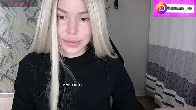 Snapshot of Marmalade_Fox chatting on November 7, 9:25 am Marmalade Fox online show from November 7, 9:25 am