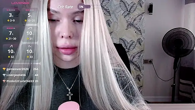 Snapshot of Marmalade_Fox chatting on March 23, 5:10 am Marmalade Fox online show from March 23, 5:10 am