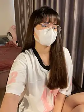 Snapshot of Kyomi-ibaby chatting on February 2, 6:47 am Kyomi-ibaby online show from February 2, 6:47 am