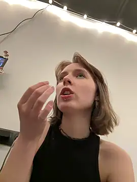 Crayzy Luv online show from December 24, 8:49 pm