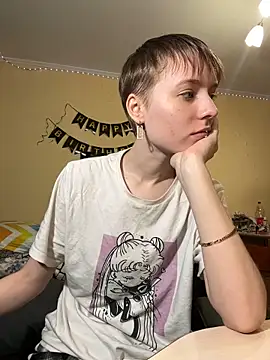 Crayzy Luv online show from February 27, 6:31 pm