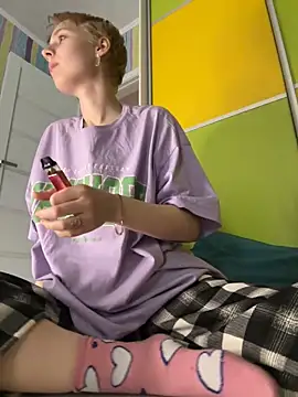 Crayzy Luv online show from March 19, 9:48 pm