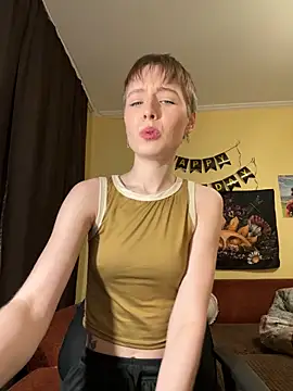 Crayzy Luv online show from March 5, 7:17 pm