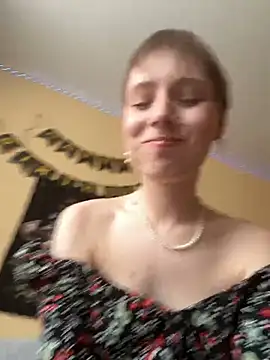 Crayzy Luv online show from March 9, 6:06 am