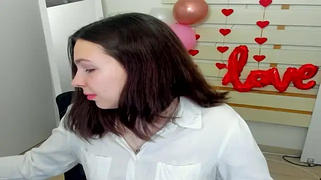 Lexy flower online show from March 3, 1:34 pm