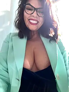 CarlaConnor80 online show from October 28, 10:47 am