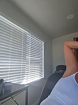 Dixiefaye Pika online show from November 21, 4:17 pm