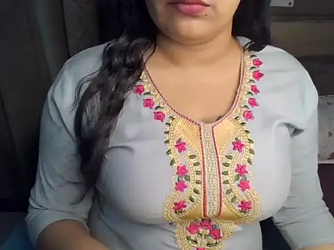 Trezza online show from October 26, 7:14 pm