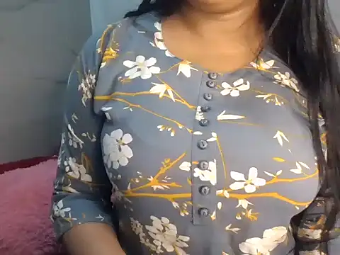 Trezza online show from July 4, 7:51 pm