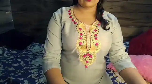 Trezza online show from February 27, 5:37 pm