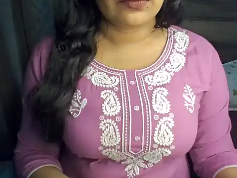 Trezza online show from October 27, 8:43 pm