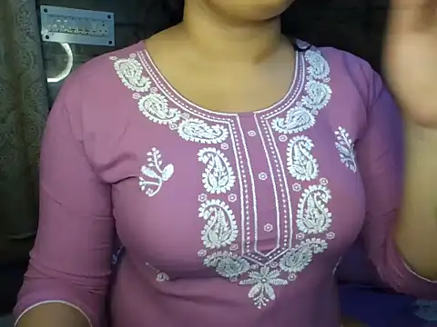 Trezza online show from September 10, 7:35 pm