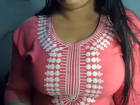 Trezza online show from July 11, 5:57 pm
