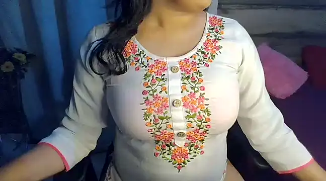 Trezza online show from February 2, 5:26 pm