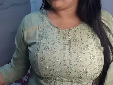 Trezza online show from July 7, 10:57 pm