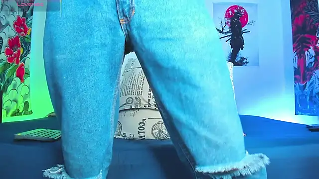 Maxi Gray online show from May 18, 8:24 pm