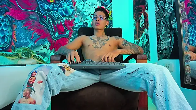Maxi Gray online show from September 19, 12:36 am