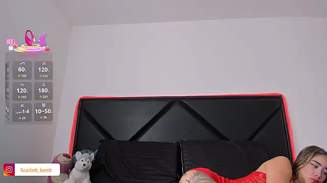 ScarlettAndClark online show from February 5, 2:35 pm