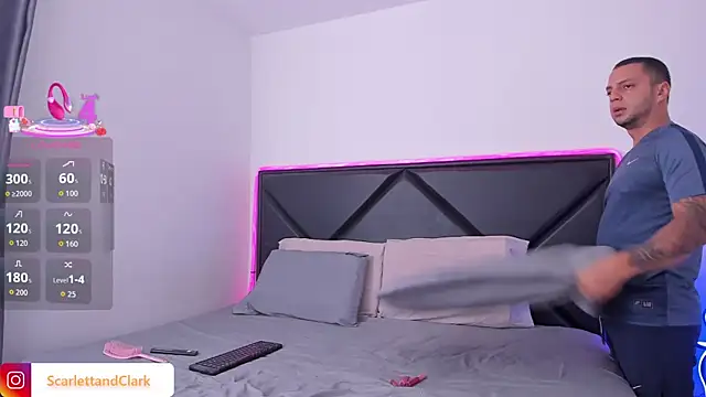 Snapshot of ScarlettAndClark chatting on October 13, 3:35 pm ScarlettAndClark online show from October 13, 3:35 pm