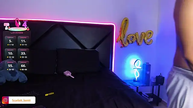 ScarlettAndClark online show from February 27, 4:23 am