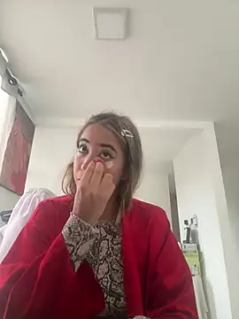 ScarlettAndClark online show from February 19, 12:35 pm