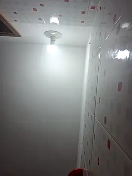 Venus queenn online show from March 18, 12:40 am