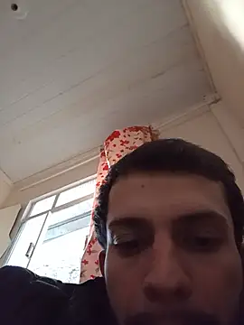 Snapshot of mario_pedro chatting on July 8, 7:47 pm mario pedro online show from July 8, 7:47 pm