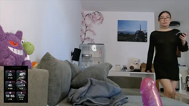 Kunimitsuu  online show from October 15, 12:13 pm