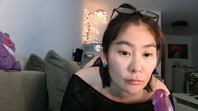 Kunimitsuu  online show from October 3, 11:06 pm