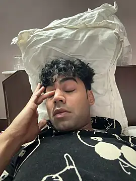 zecd14 online show from December 17, 11:49 am