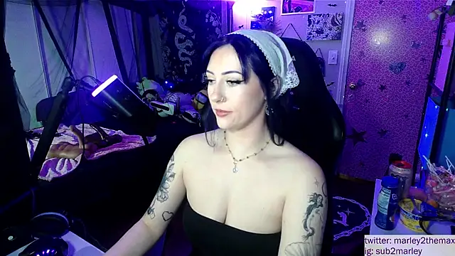 marleymaxwell online show from February 22, 12:57 am