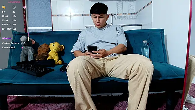 Snapshot of jacques_cardiet chatting on February 28, 11:43 am jacques cardiet online show from February 28, 11:43 am