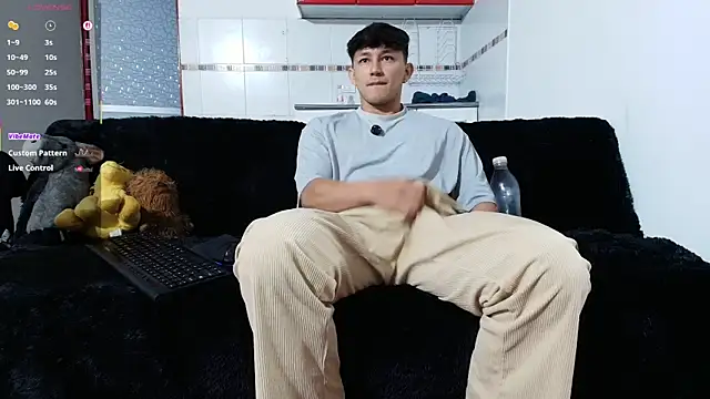 jacques cardiet online show from March 25, 11:42 am